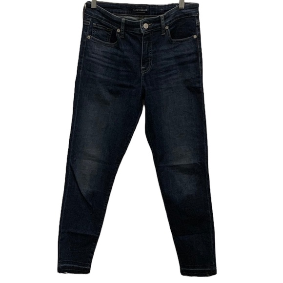✨ Host Pick✨ LUCKY BRAND | Cropped Jeans - Picture 2 of 8